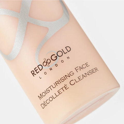 Розовое очищающее молочко для лица и зоны декольте / Pure Rose Cleansing Milk 200 мл