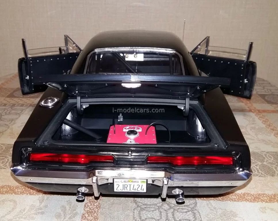 Dodge Charger R/T Fast & Furious 1:8 DeAgostini fully assembled