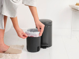 Мусорный бак newIcon с педалью 3 л, артикул 233449, производитель - Brabantia, фото 3
