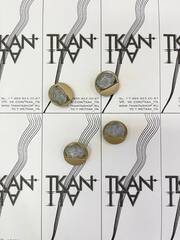 Пуговица металлическая на ножке с имитацией камня (пластик/металл, Золотой металл/серо-голубой камень, 20)