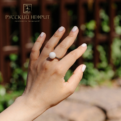 Кольцо Perlus. Буромский нефрит, серебро