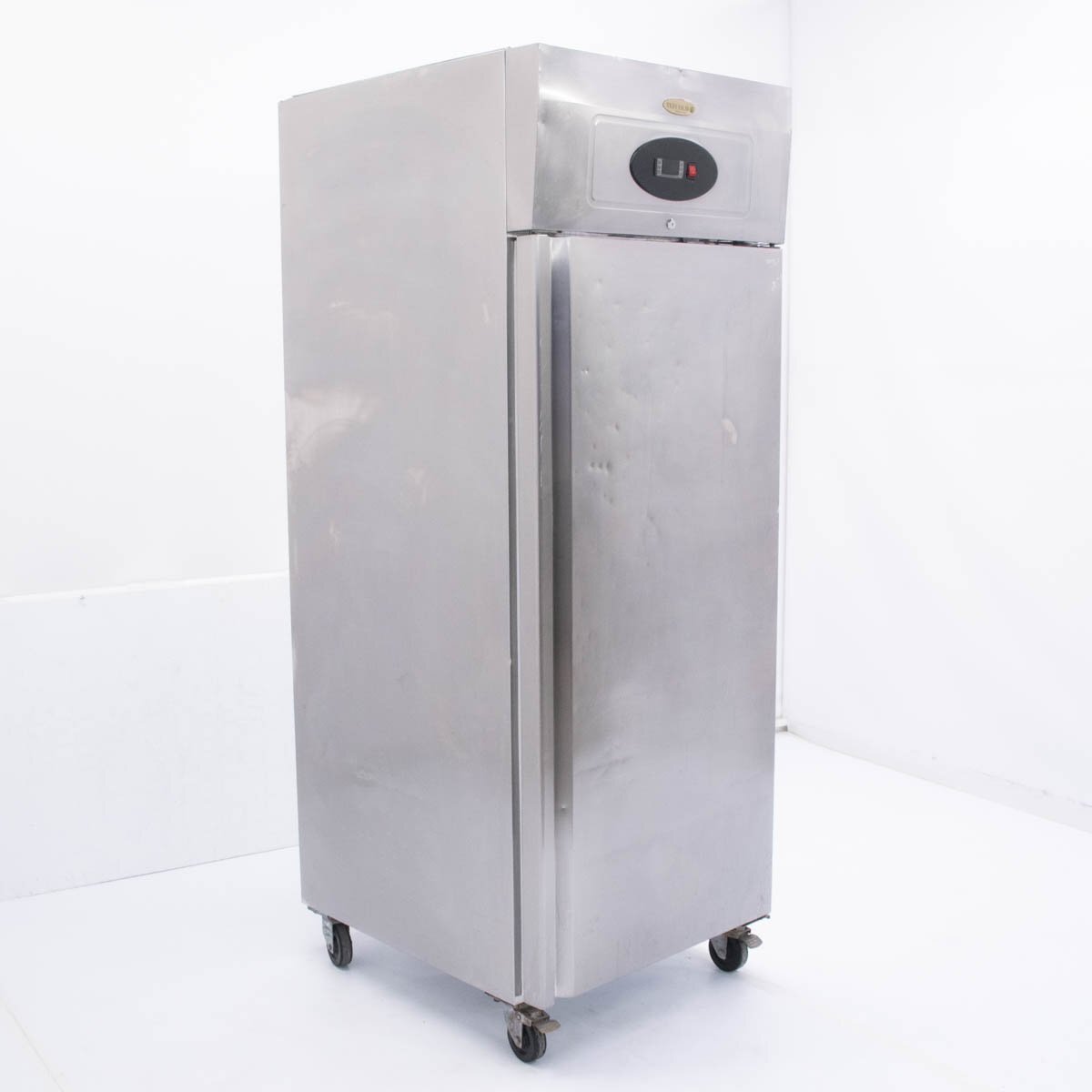 Шкаф холодильный Tefcold RK710