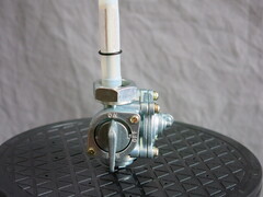 Кран топливный  Honda CB750 Nighthawk CB400 CB400SF Super Four