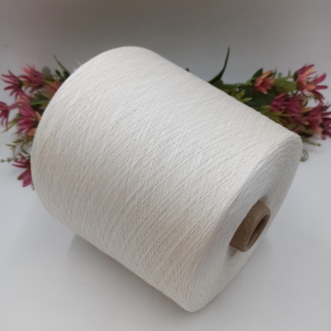 Kashgar Consinee Шелк с кашемиром 2400м/100гр SW409 Ivory