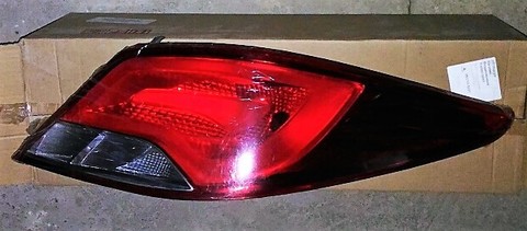 ФОНАРЬ SOLARIS RB SEDAN 14-17 ЗАДНИЙ ПРАВЫЙ TYC