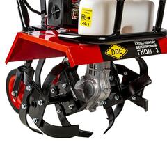 Культиватор бензиновый DDE Гном - 3 (3,8 л.с., дв-ль 72 см куб., 2 такта, шир. 45 см, колеса)
