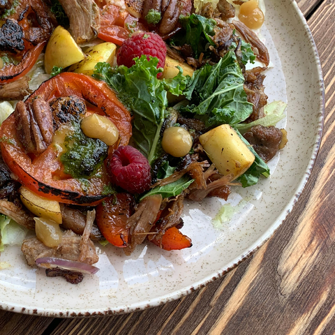 Duck salad with baked vegetables