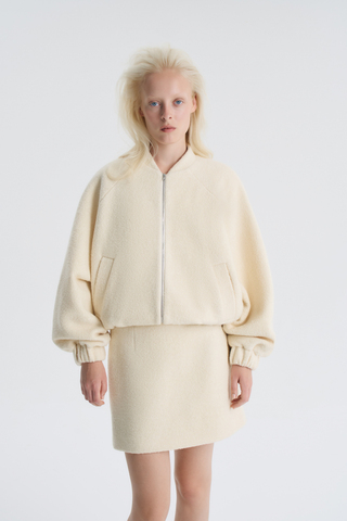 Бомбер из букле