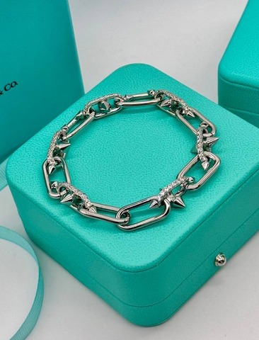 Браслет с шипами style TITAN by Tiffany/FARRELL WILLIAMS