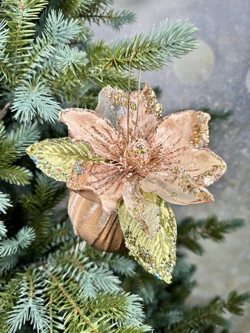 Елочная игрушка Шар с цветком магнолии 15х15см ChristmasDeLuxe бежевый