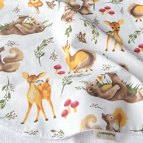 Непромокаемая пеленка "Лесные жители горчица"