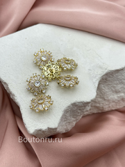 Пуговицы стразы (горный хрусталь) цветочек в золоте