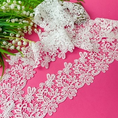 Кружево широкое, белое ажурное, для рукоделия, ширина 8,5 см, длина 2,1 м
