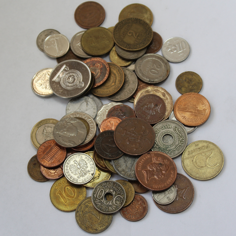 Набор иностранных монет 250 грамм