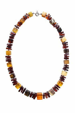 Бусы из янтаря кубики