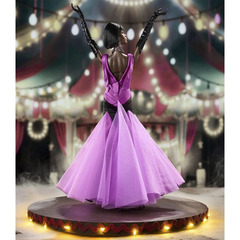 Певица Леди Аурелия Грей Цирк-Кабаре Интегрити Тойс