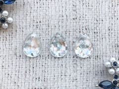 Стразы пришивные акрил, р. 1,3х1,8 см, прозрачный бензин