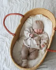 Вязаные штанишки