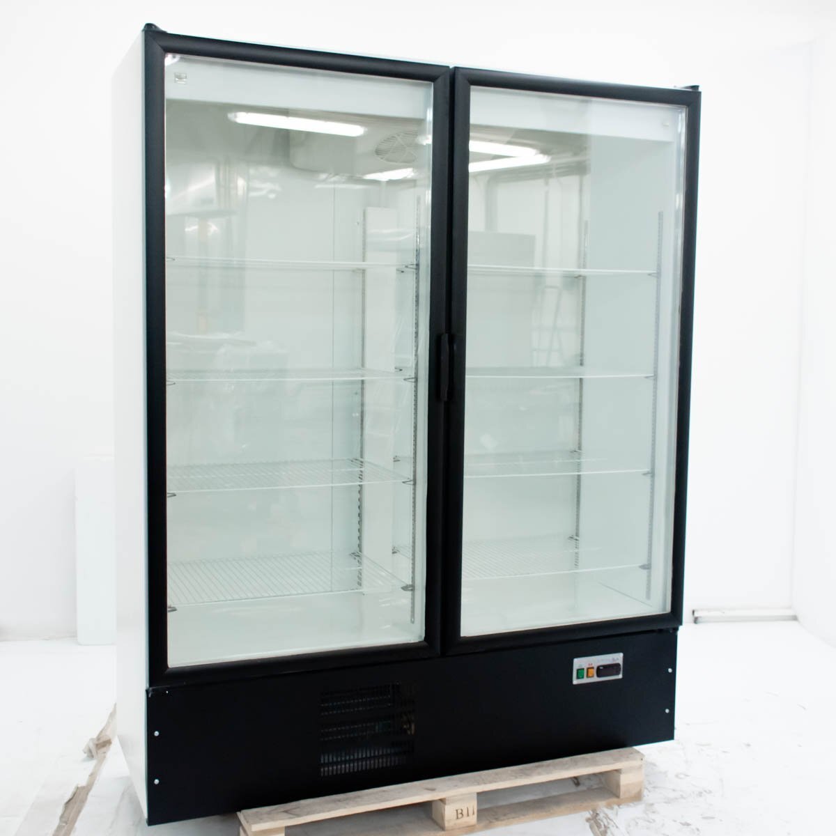Шкаф холодильный Ариада РАПСОДИЯ R1400MS