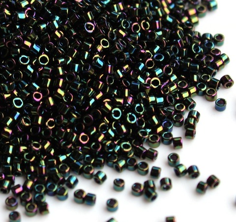 DB-0003 Бисер цилиндрический Миюки делика 11/0 /Miyuki delica 11/0 Green Iris