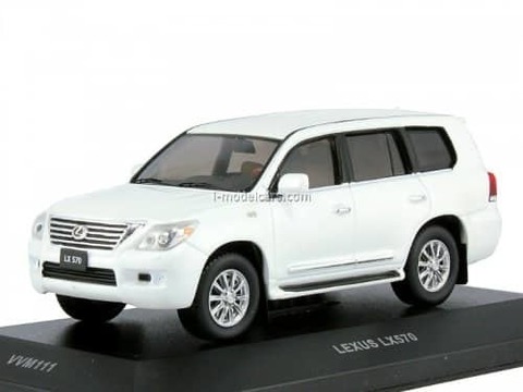 Lexus LX570 2010 pearl white 1:43 VVM / VMM