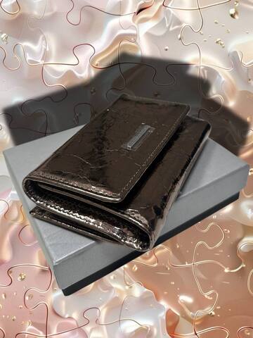 Кошелёк женский из натуральной кожи с металлическим эффектом, компактный, с рамочным замком и отделениями для карт
