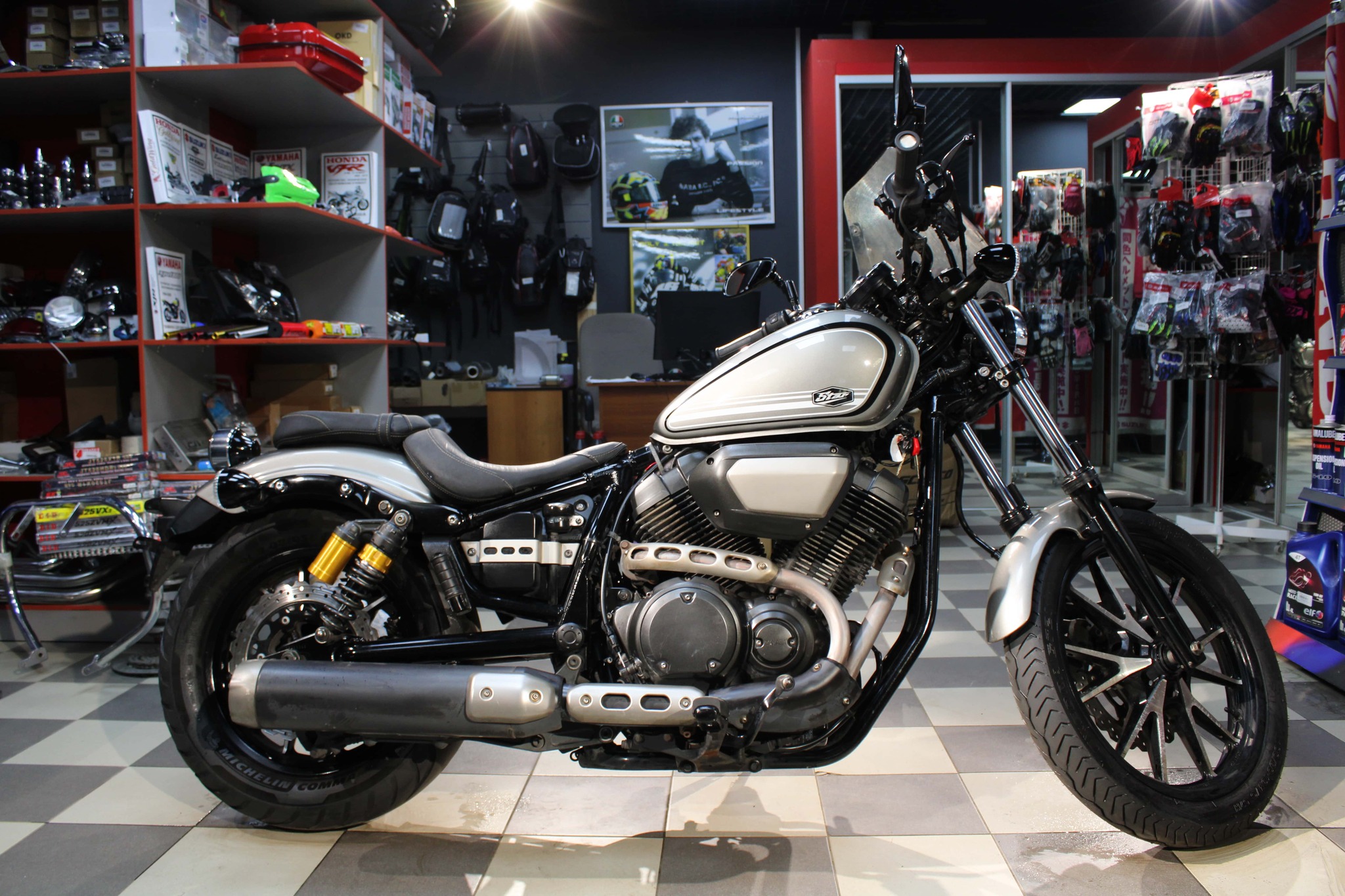 2015 yamaha bolt best sale