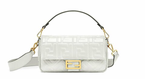 Сумка из кожи Fendi Baguette белый