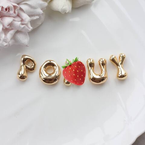 Слово из букв POHUY в золоте