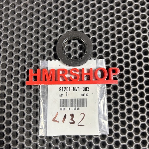 Honda Oil seal (28x45x7) 91201-MV1-003