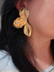 Серьги крупные ЛЕПЕСТКИ цвет матовое золото