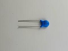 Конденсатор 3KV-15PF