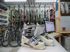 Горнолыжные ботинки Salomon Divine 770 235мм Б/У