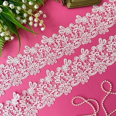Кружево широкое, белое ажурное, для рукоделия, ширина 8,5 см, длина 2,1 м