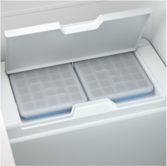 Купить автомобильный холодильник Dometic CFX3 55IM (53 л, 12/24/220, генератор льда)