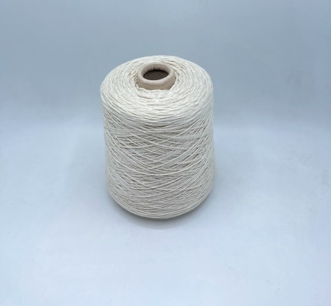 Industria Italiana (пр.Италия),art-Darling 220м/100гр, 64% Органический хлопок, 20% Полиамид, 16% Металлизированное волокно(люрекс), цвет-Перламутр. арт-29195