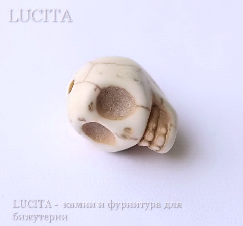 Бусина Бирюза (искусств), "Череп", цвет - слоновая кость, 12х10 мм