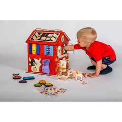 KidClever Бизиборд Развивающий домик со светом 