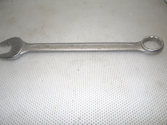 Ключ гаечный комбинированный КГК 32х32 KING TONY 1060