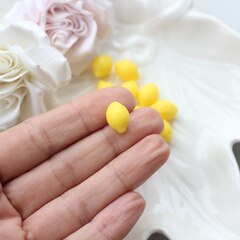 Подвеска бусина Лимон, пластик, 13*9 мм, П1133
