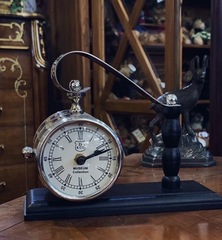 Часы на подставке [Арт. 96038]