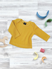 Футболка с длинным рукавом Mjölk Mustard