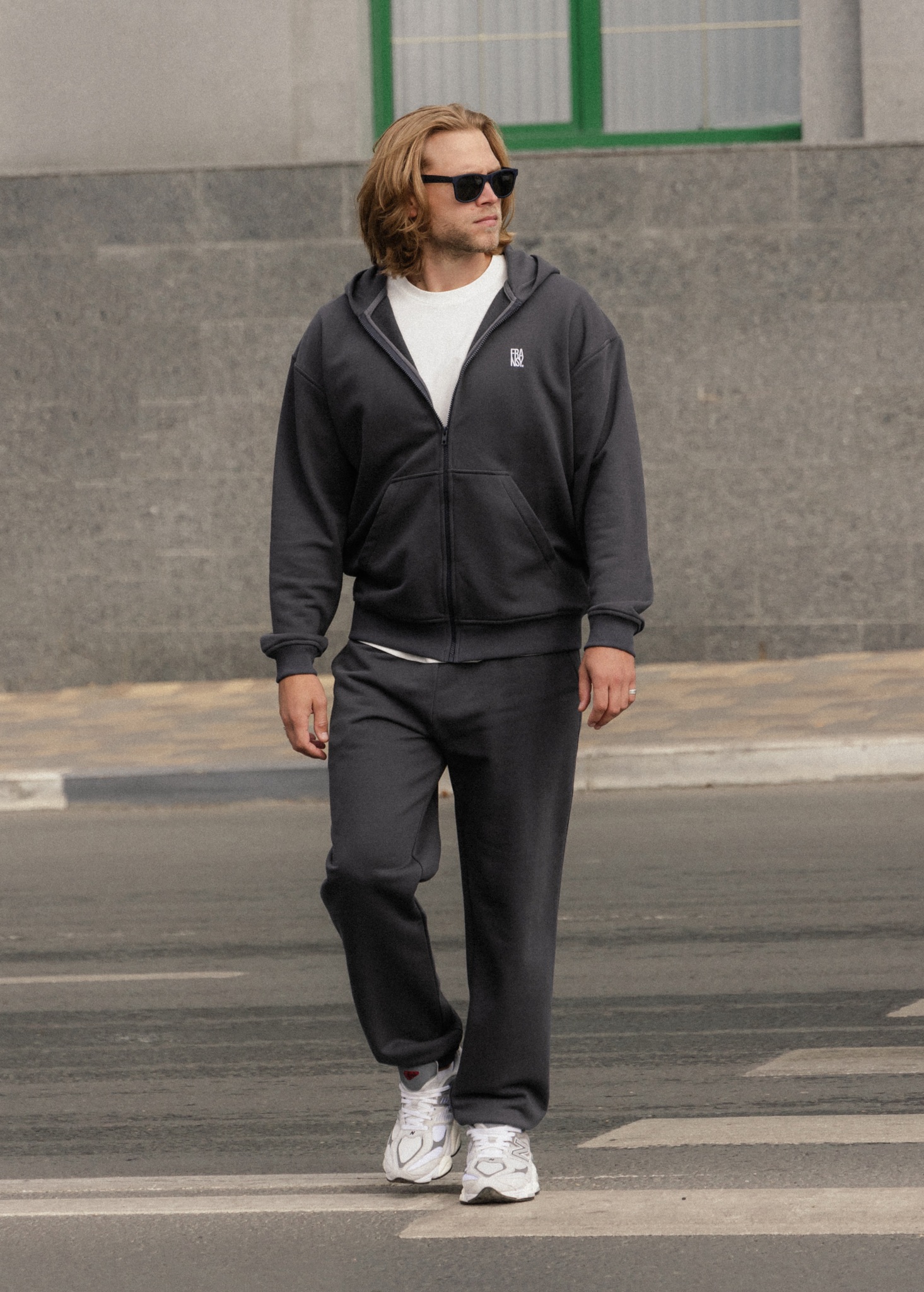 Худи ZIP MAN, графит II