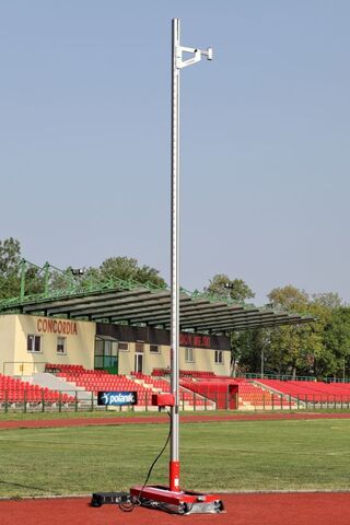 Электрическая стойка для прыжков с шестом для соревнований Polanik STT11-65E