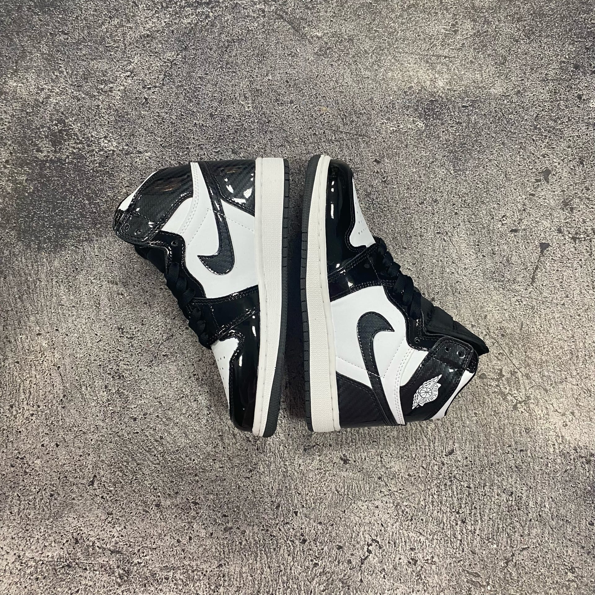 Nike Air Jordan 1 Mid Weekend 5 199 NUMBERS