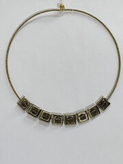 Раухтопаз (колье из натуральных камней)