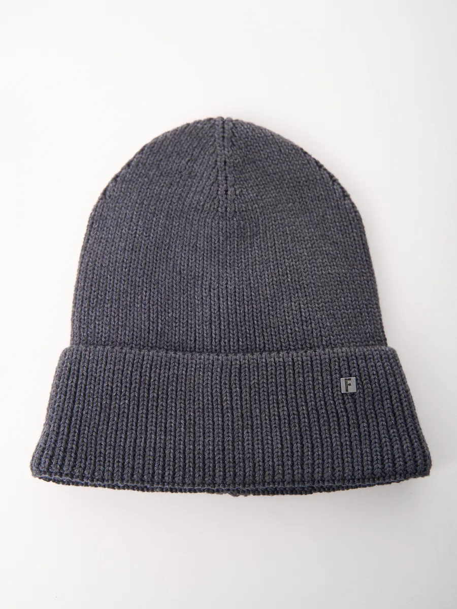 Шапка зимняя на флисе вязаная осень