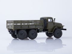 Ural-375D flatbed truck khaki 1:43 Our Trucks #41