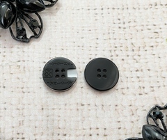 Пуговицы, d 1,5 см