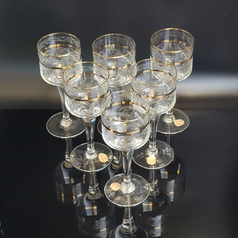 Набор из 6 штук хрустальных бокалов для вина, изящный резной декор, алмазная грань, шикарная круговая позолота, (объём-? мл), Богемия ,винтаж времен СССР 1970-1991 гг